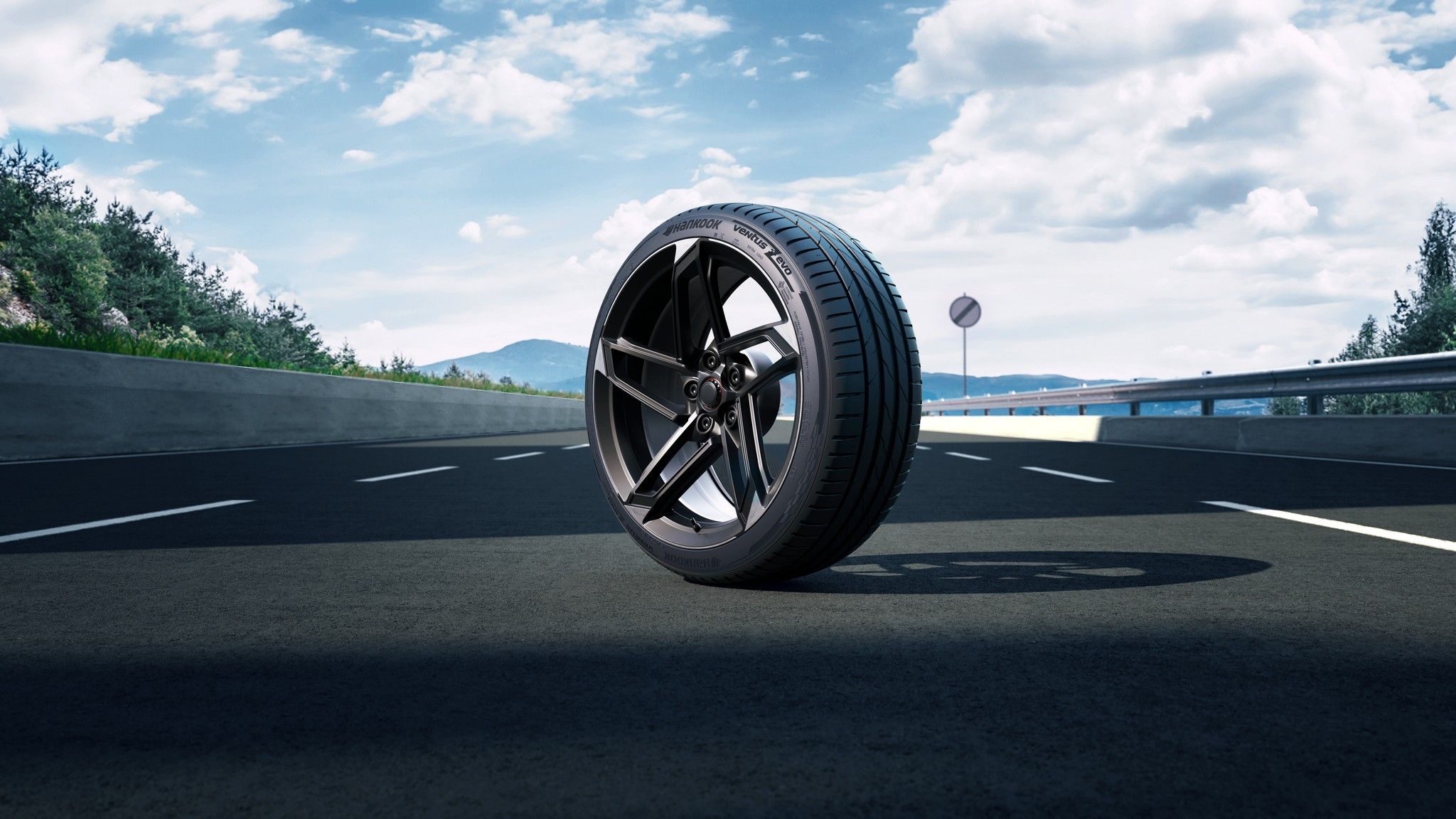 Letní pneumatiky Hankook opět dominují v testech